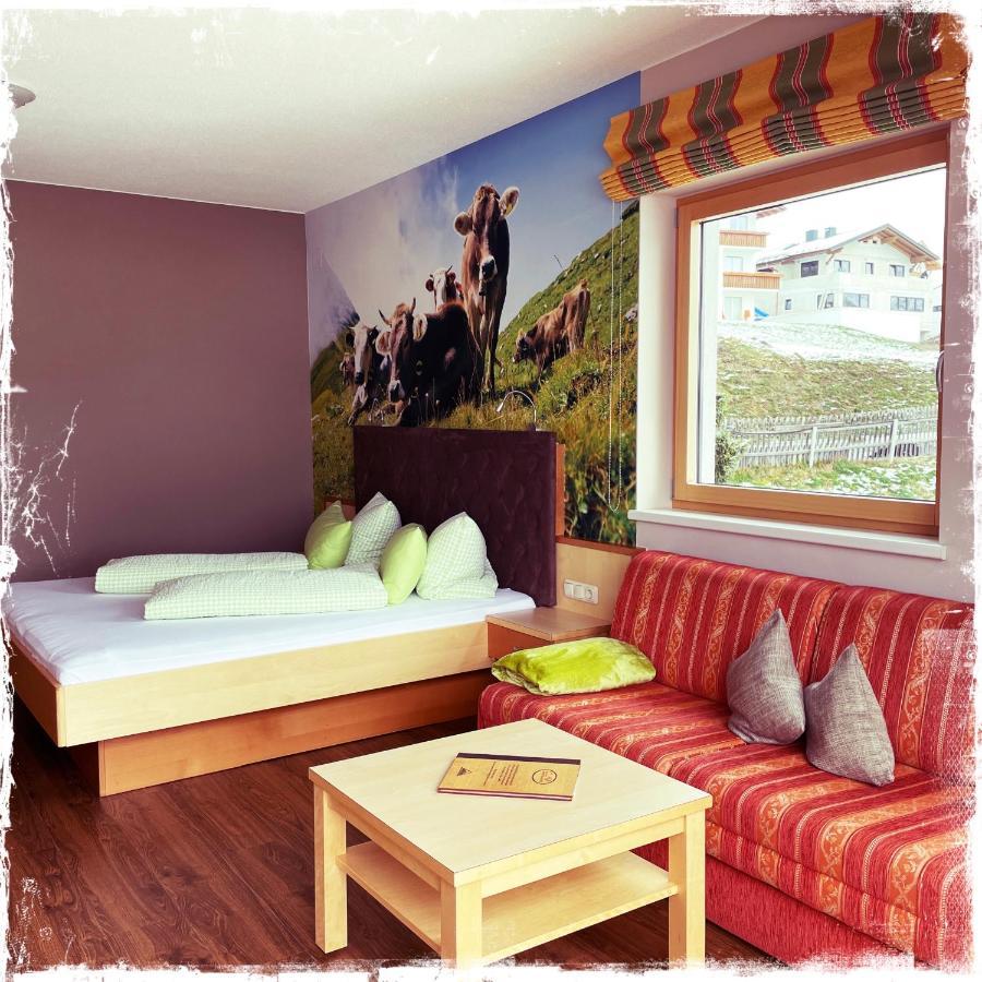 Hotel Garni Alpendiamant Fiss Exterior photo