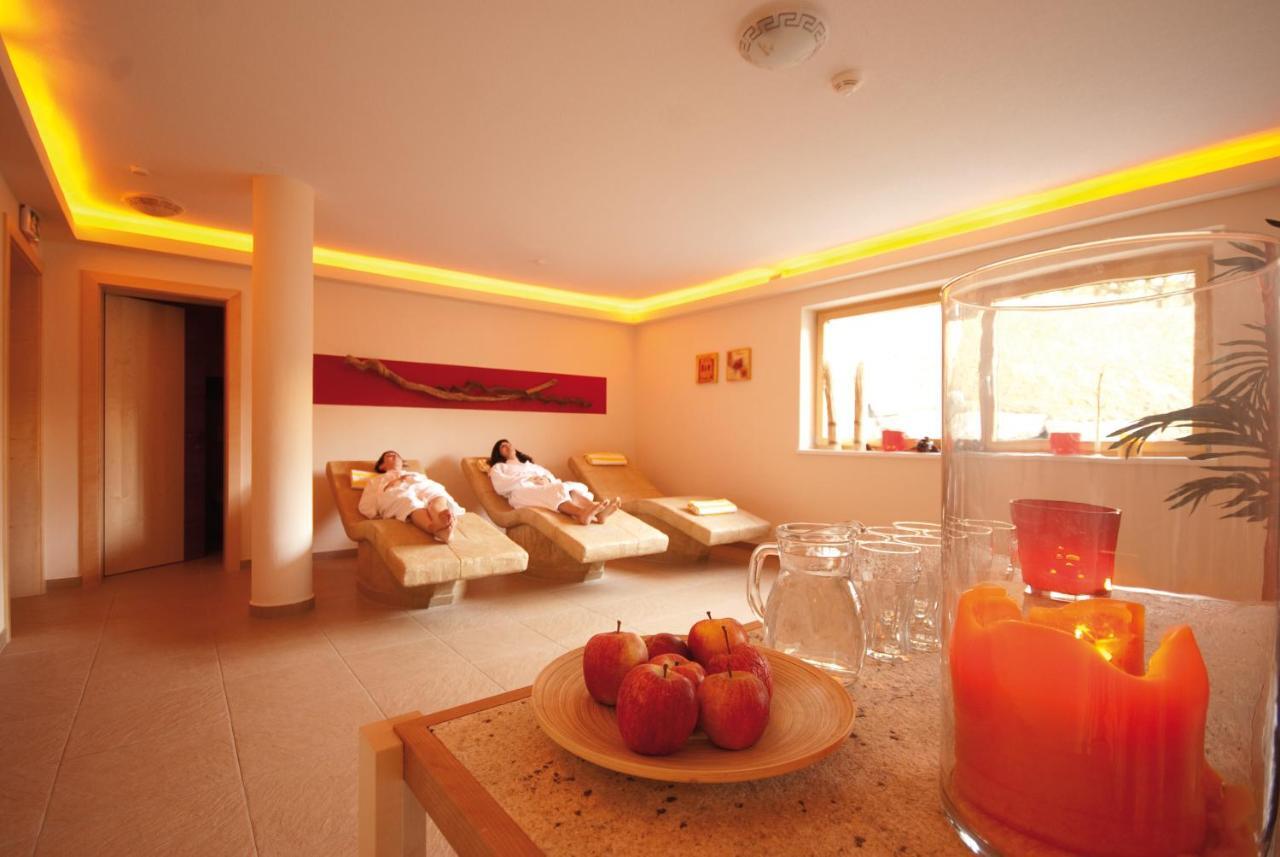 Hotel Garni Alpendiamant Fiss Exterior photo
